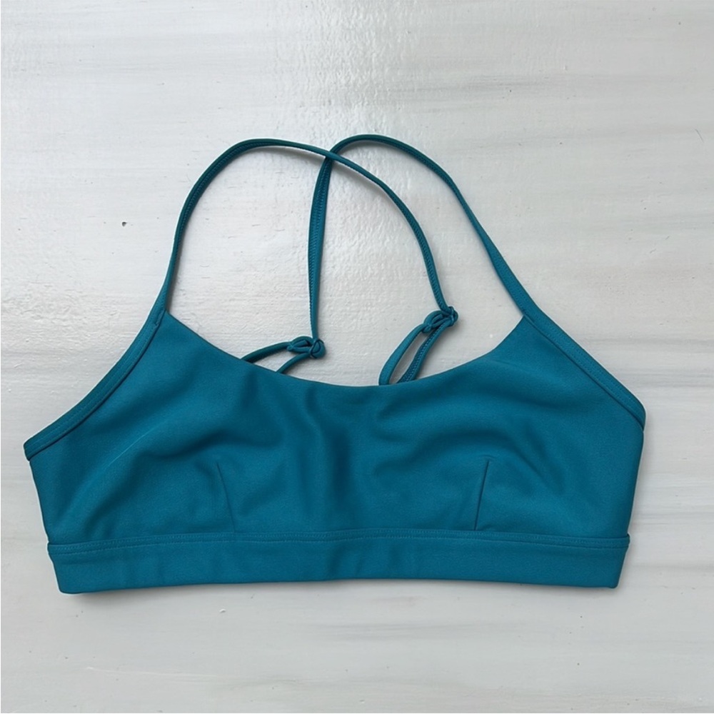 Alo Yoga Airlift Intrigue Bra